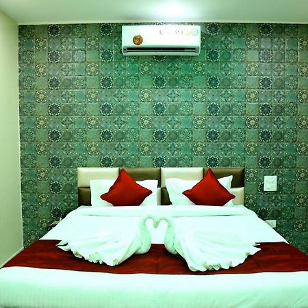 Hotel New Seasons Kalka Luaran gambar