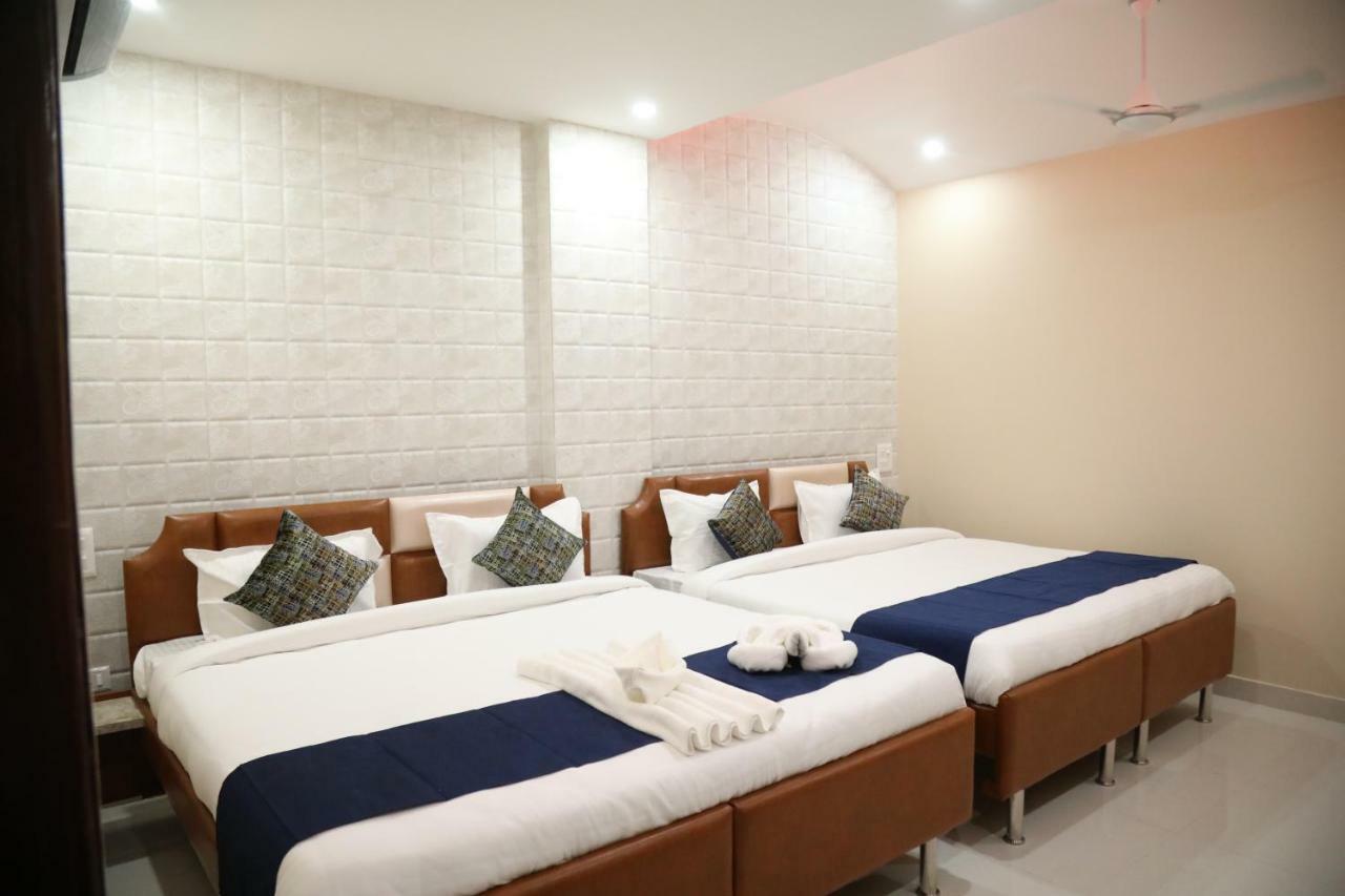 Hotel New Seasons Kalka Luaran gambar