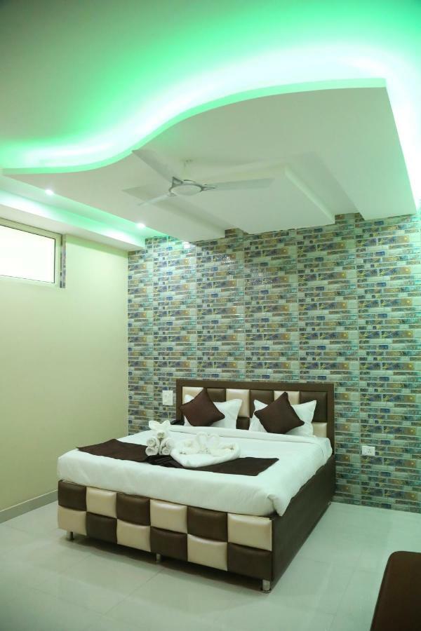 Hotel New Seasons Kalka Luaran gambar