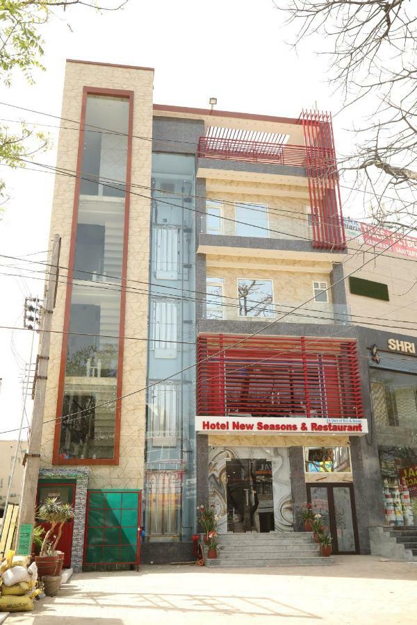 Hotel New Seasons Kalka Luaran gambar